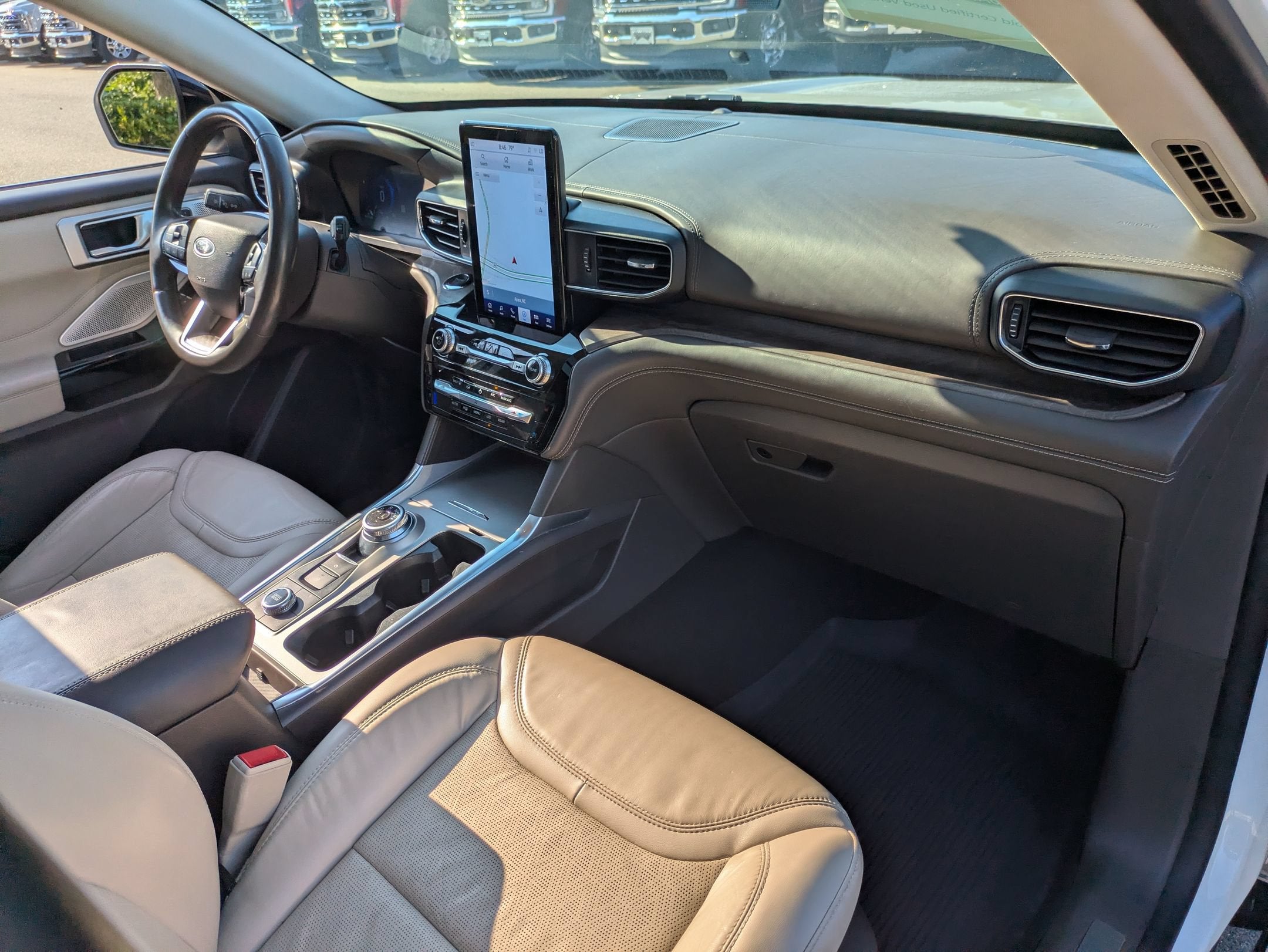 2023 Ford Explorer Platinum