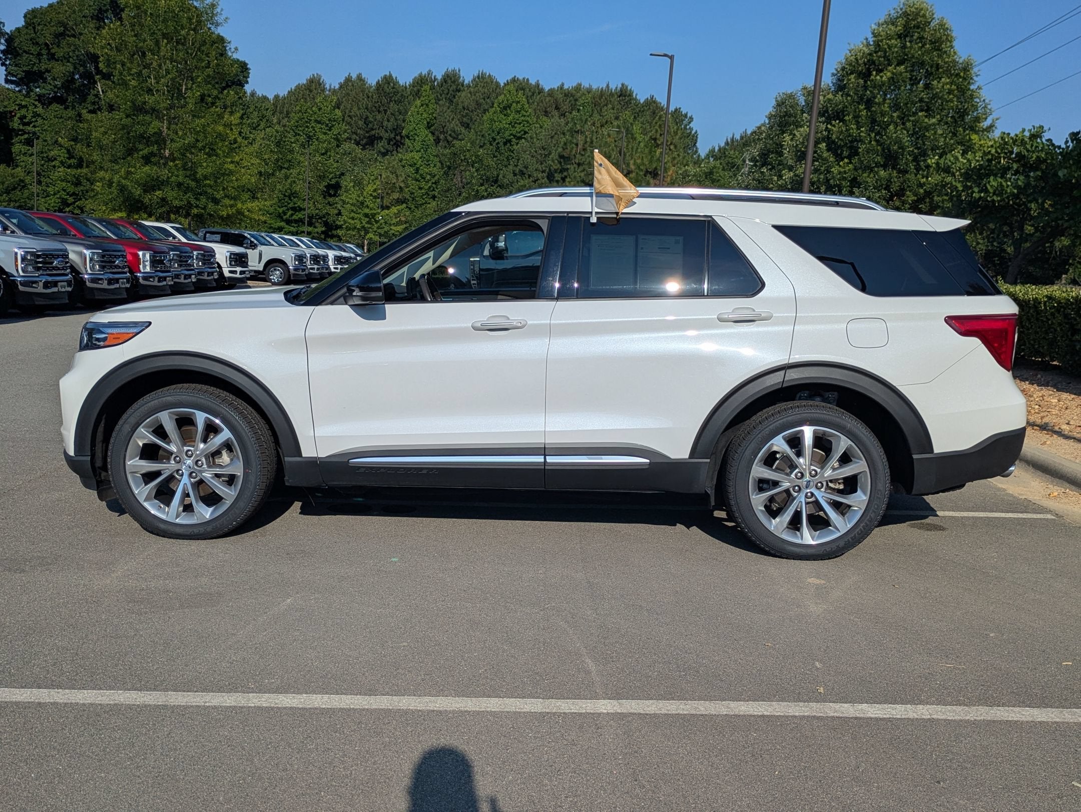 2023 Ford Explorer Platinum