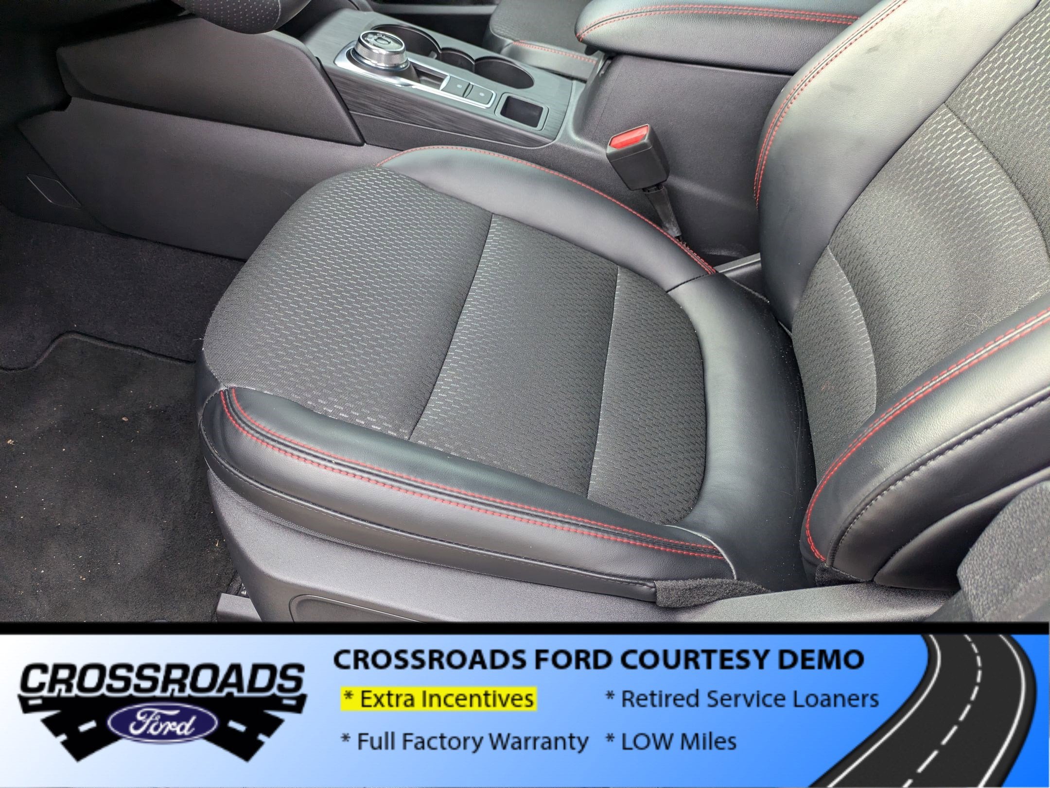 2025 Ford Escape ST-Line Elite - Crossroads Courtesy Demo