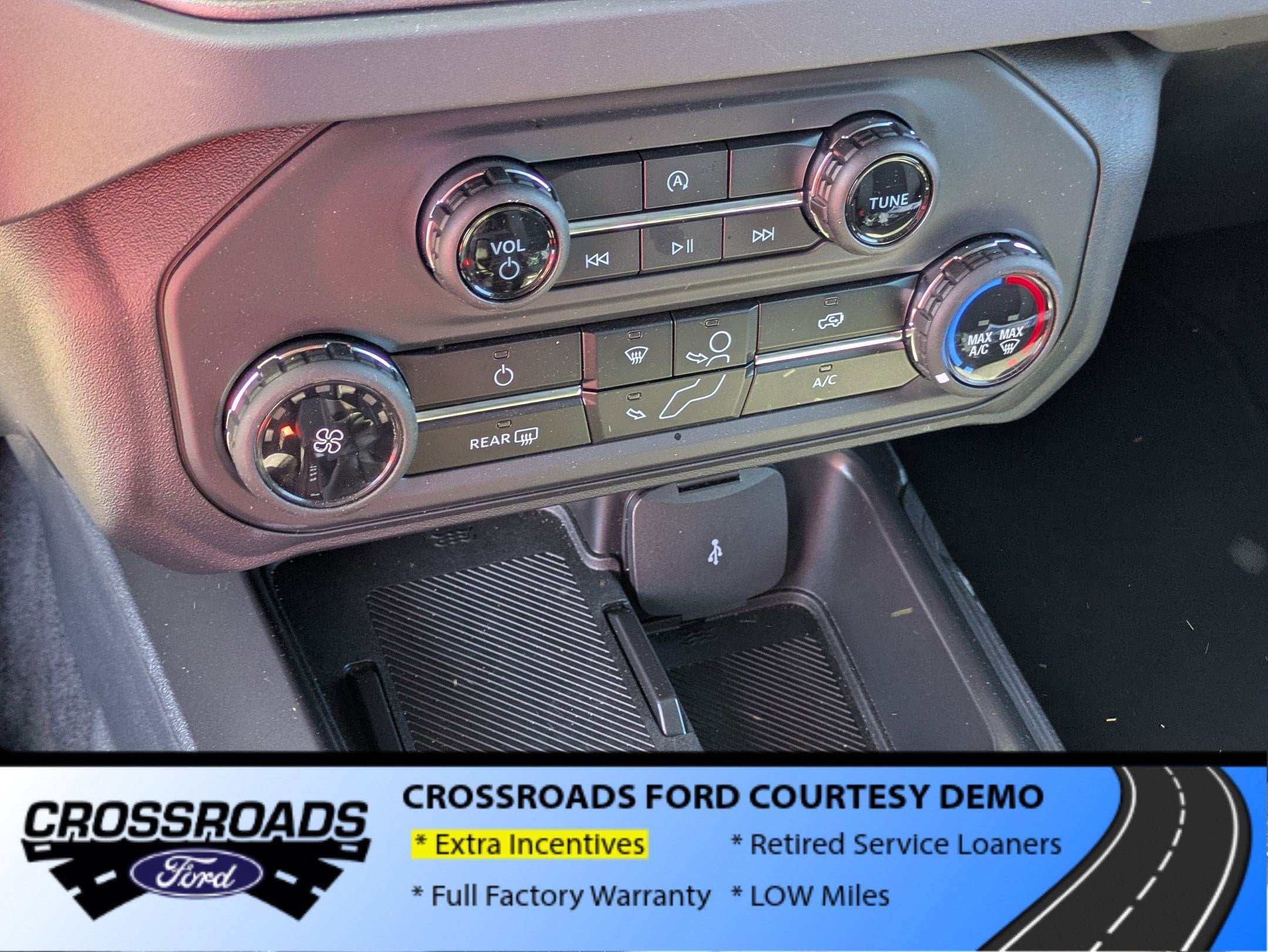 2025 Ford Bronco Base - Crossroads Courtesy Demo