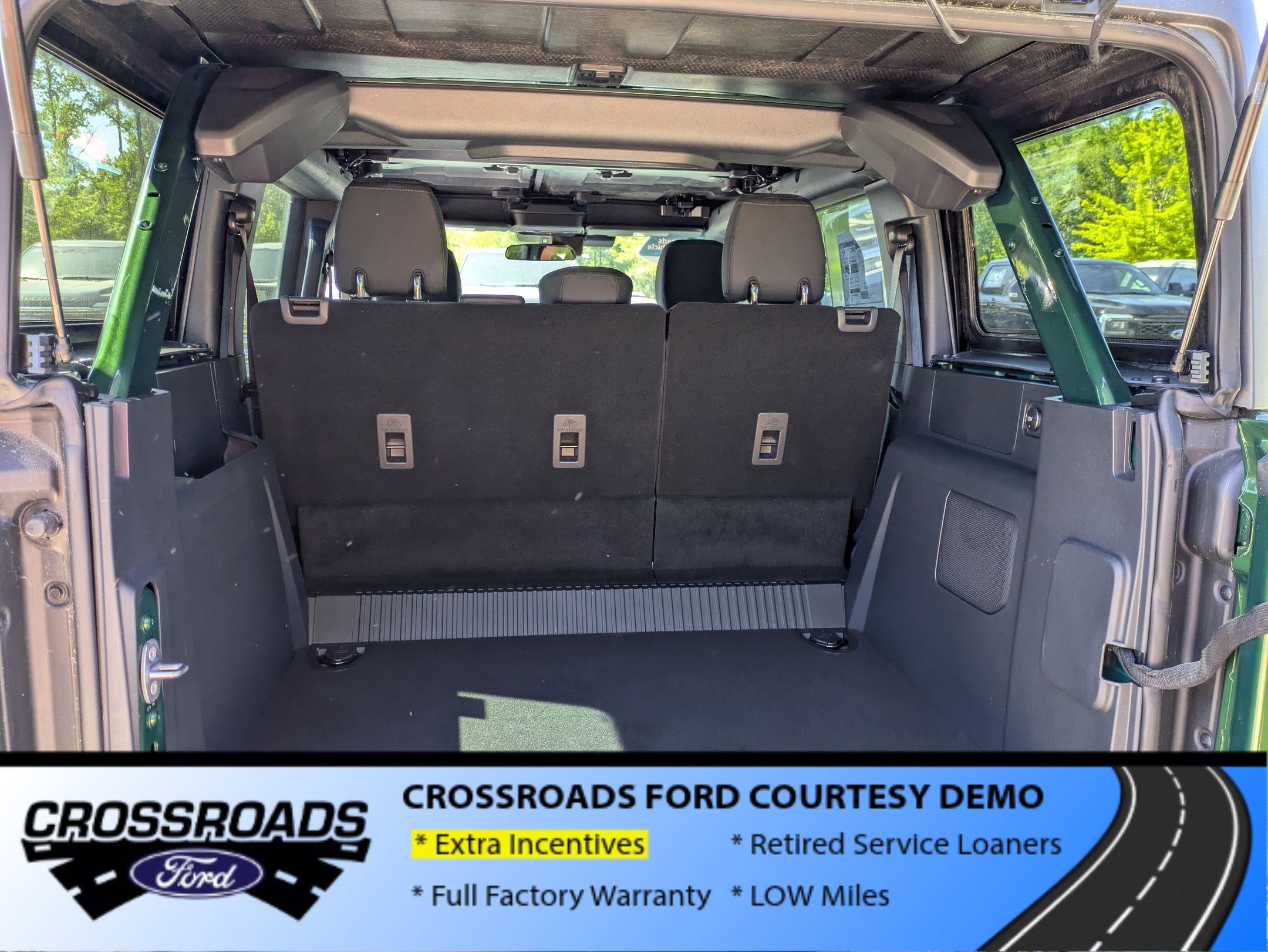 2025 Ford Bronco Base - Crossroads Courtesy Demo