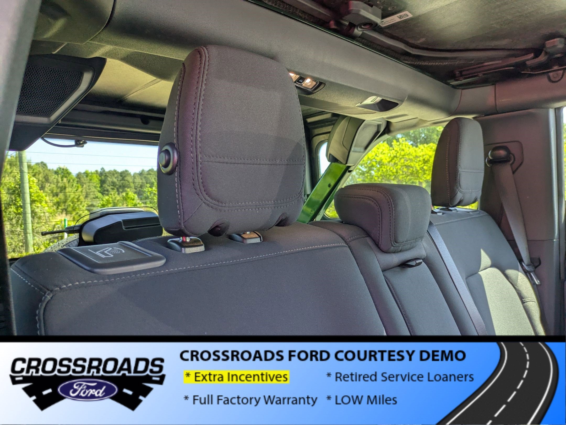 2025 Ford Bronco Base - Crossroads Courtesy Demo
