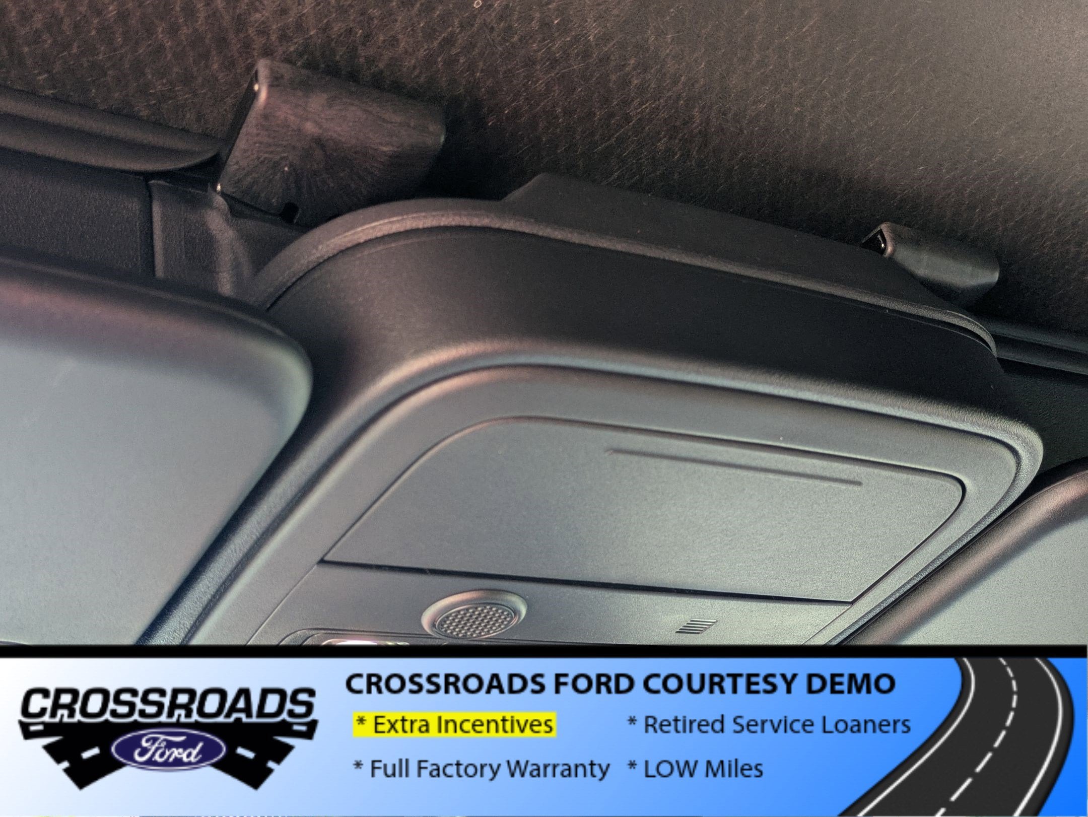 2025 Ford Bronco Base - Crossroads Courtesy Demo