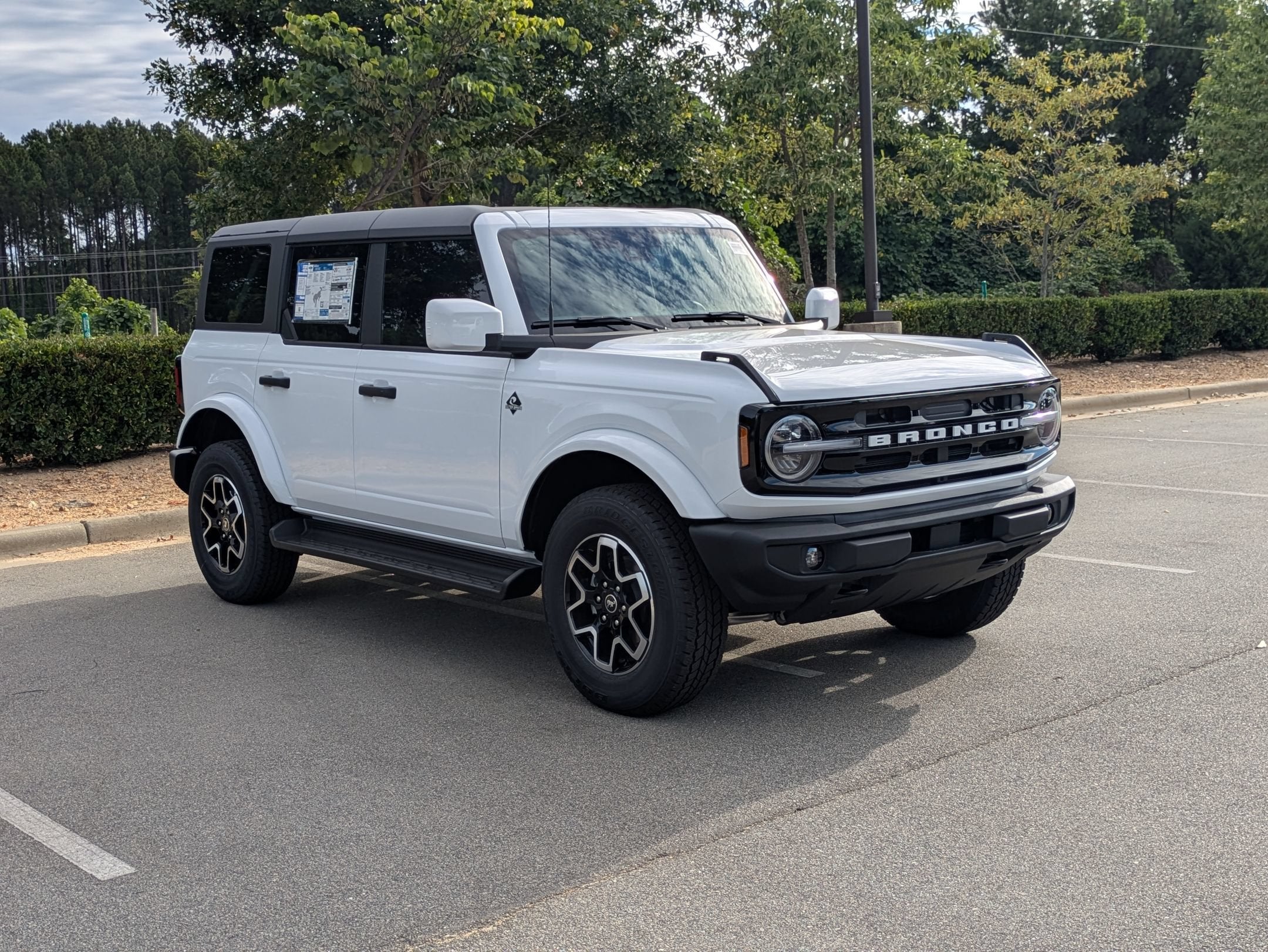 2026 Ford Bronco Outer Banks