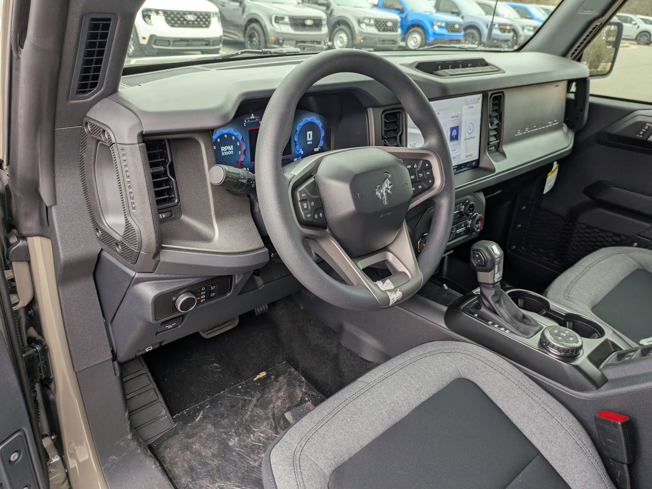 2025 Ford Bronco Base