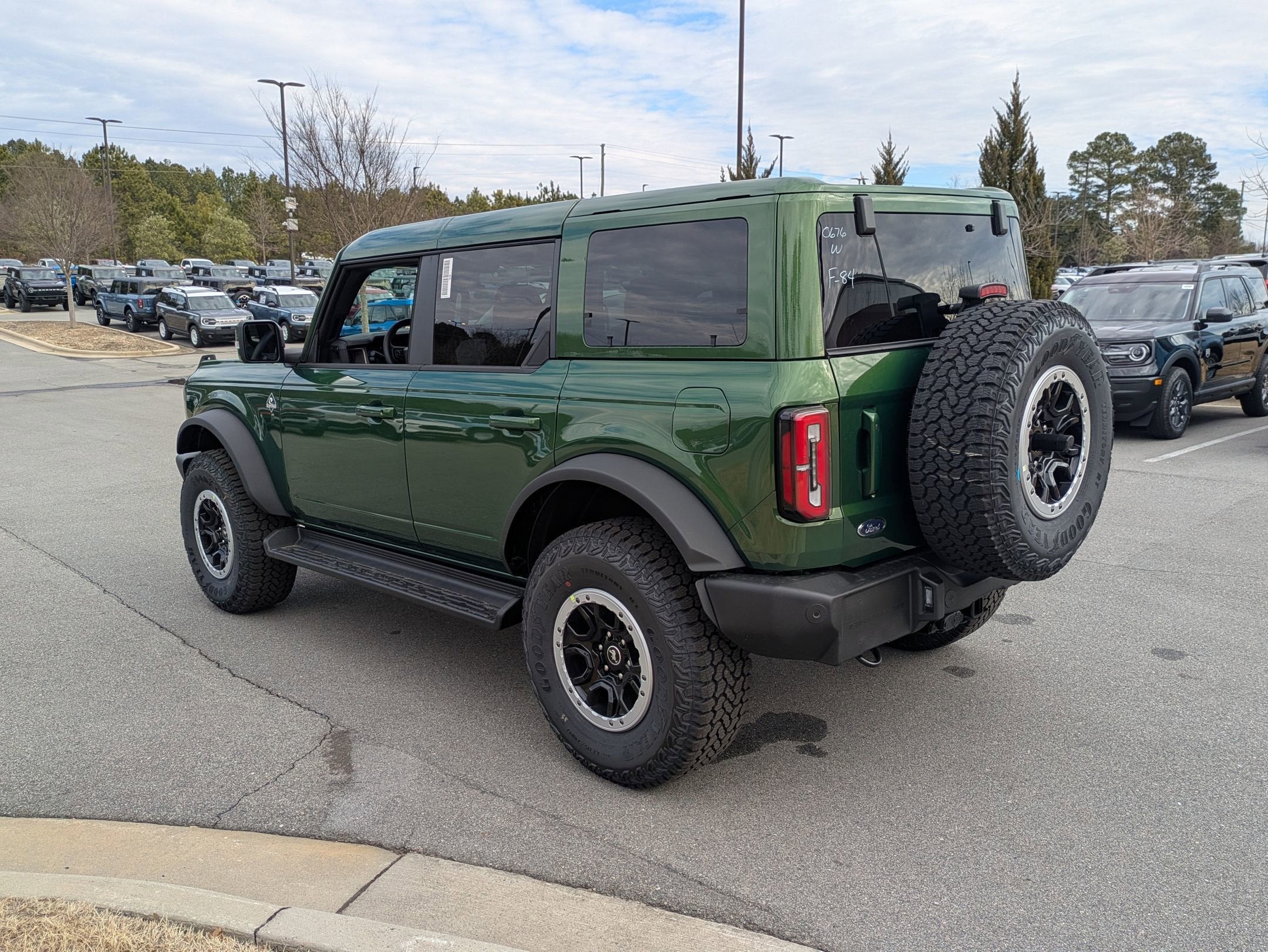 2025 Ford Bronco Outer Banks