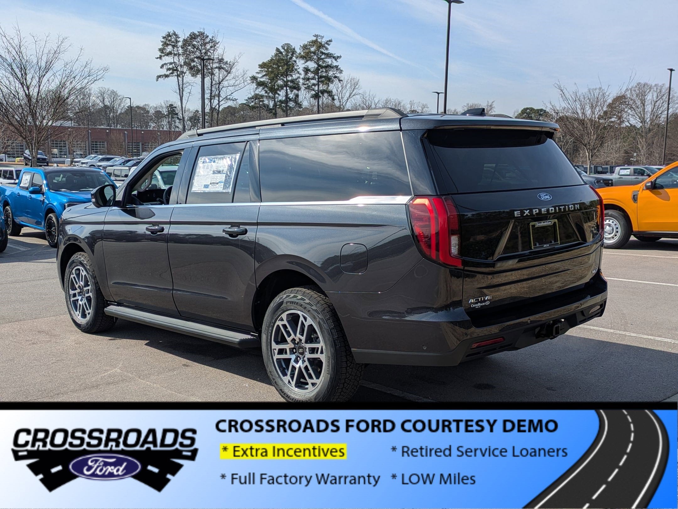 2025 Ford Expedition Max Active - Crossroads Courtesy Demo