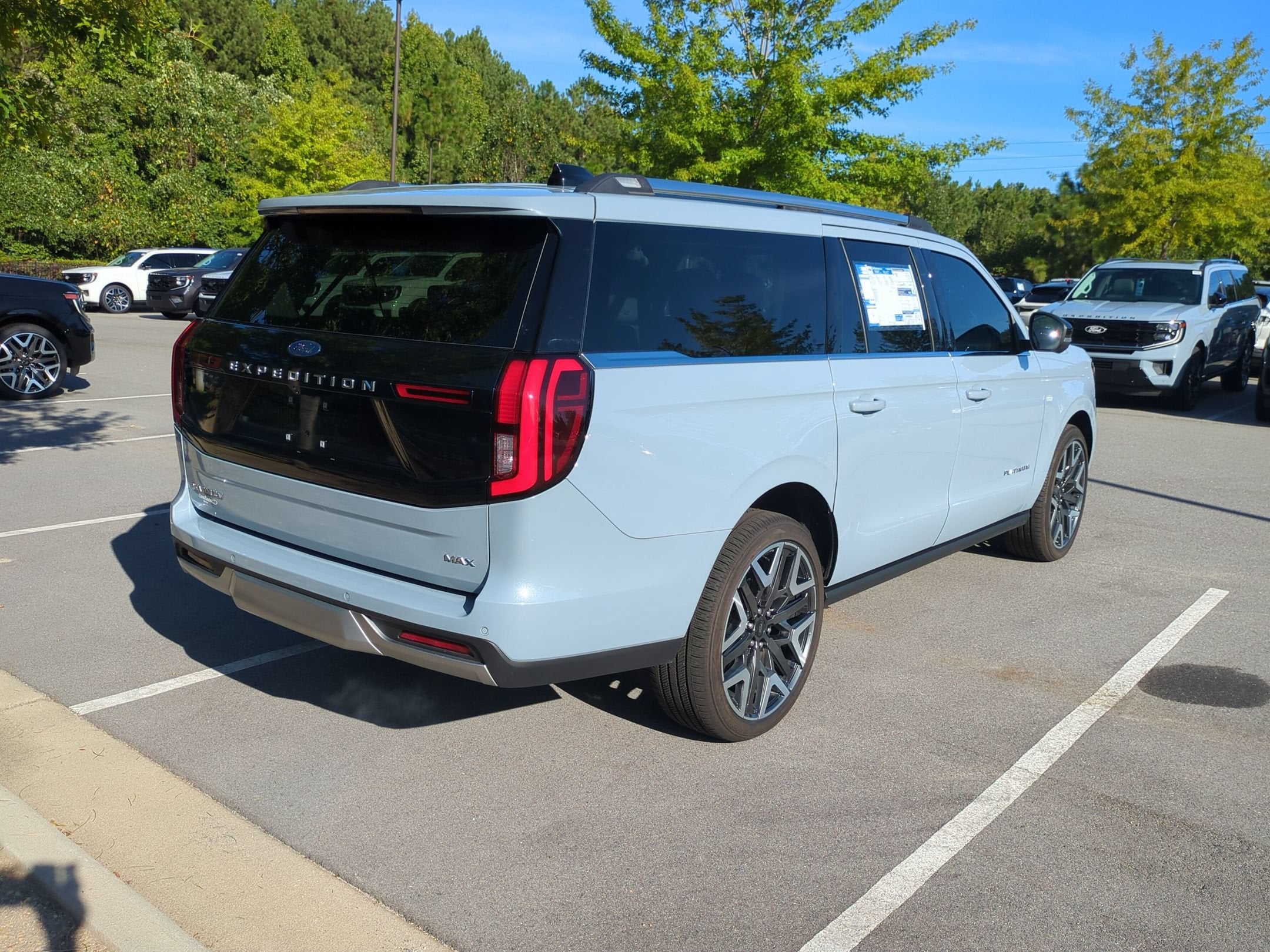 2026 Ford Expedition Max Platinum - Crossroads Courtesy Demo