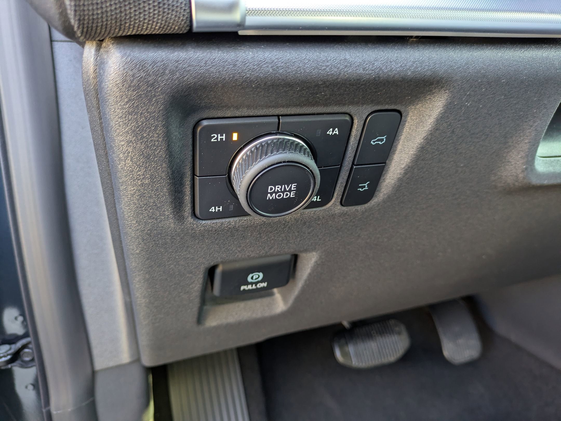 2026 Ford Expedition Max Platinum - Crossroads Courtesy Demo