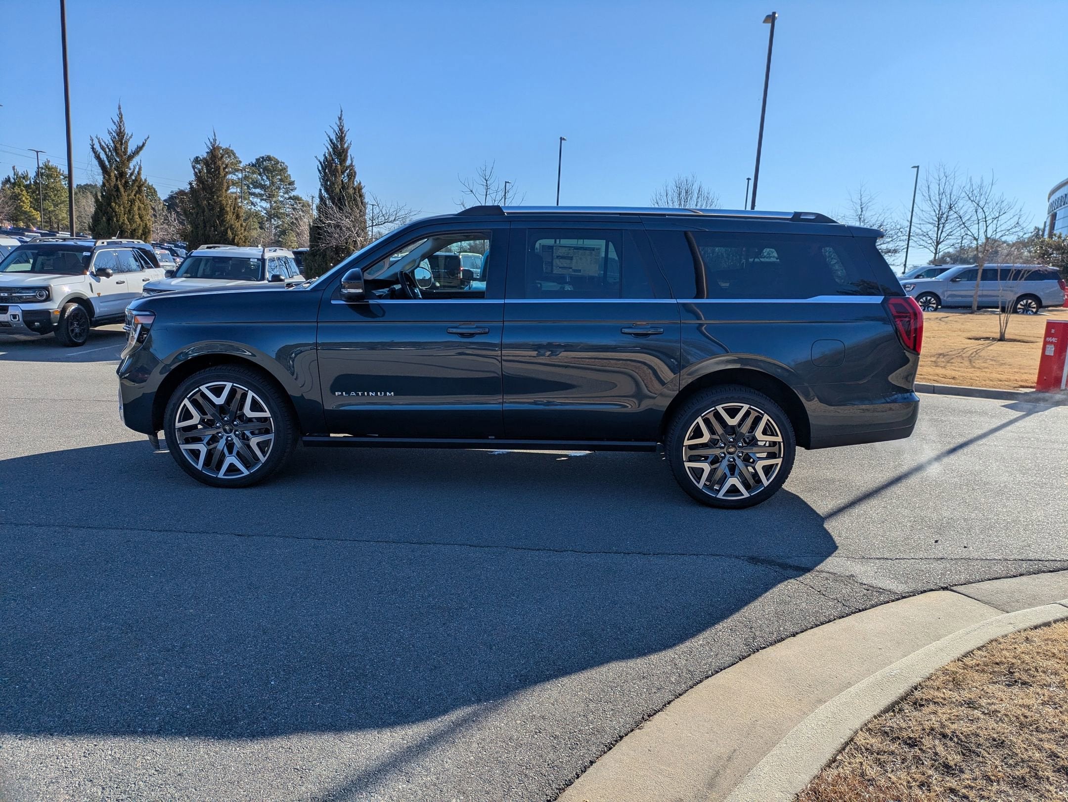 2026 Ford Expedition Max Platinum - Crossroads Courtesy Demo