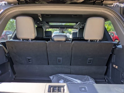 2025 Ford Expedition Platinum