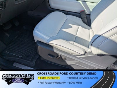 2025 Ford Expedition Platinum - Crossroads Courtesy Demo
