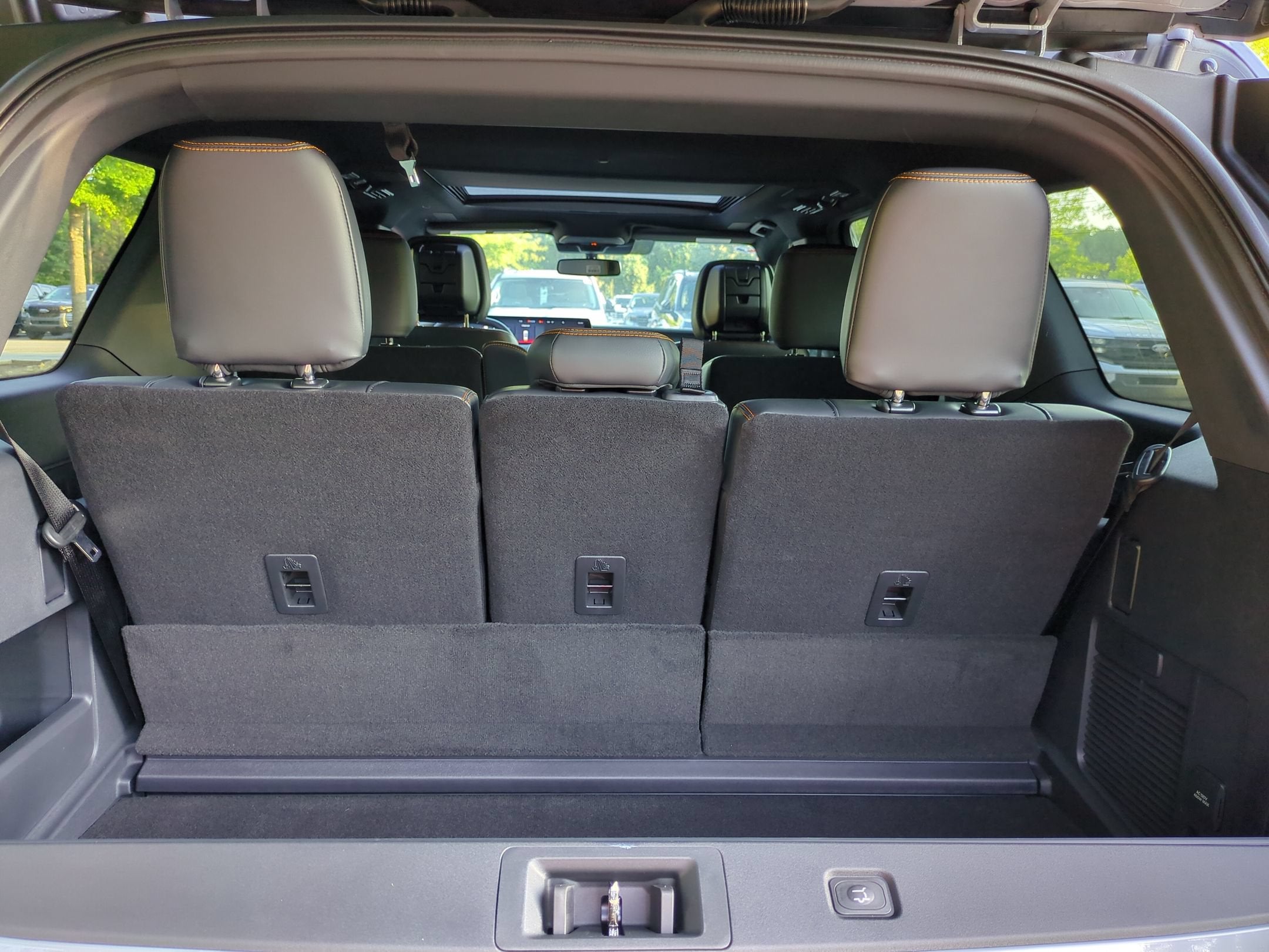 2027 Ford Expedition Tremor