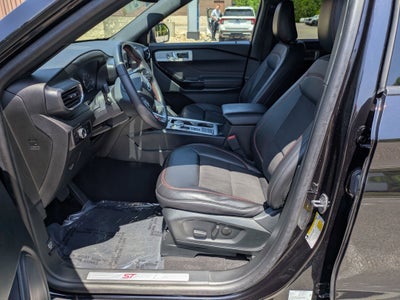 2024 Ford Explorer ST-Line