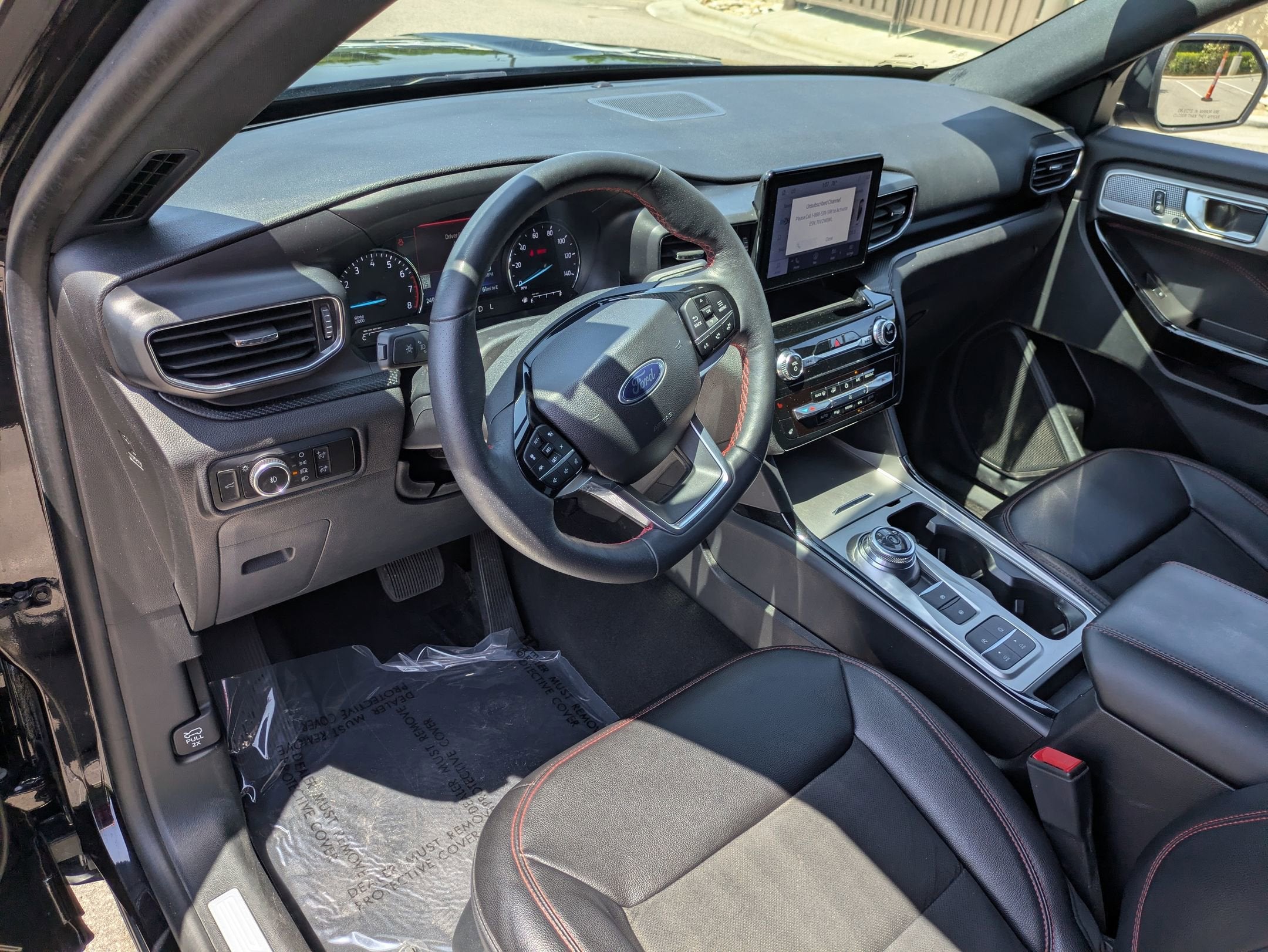 2024 Ford Explorer ST-Line