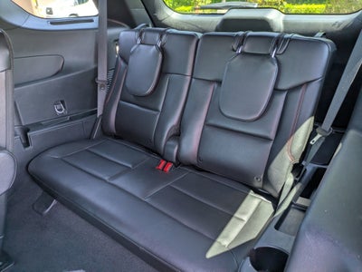 2024 Ford Explorer ST-Line