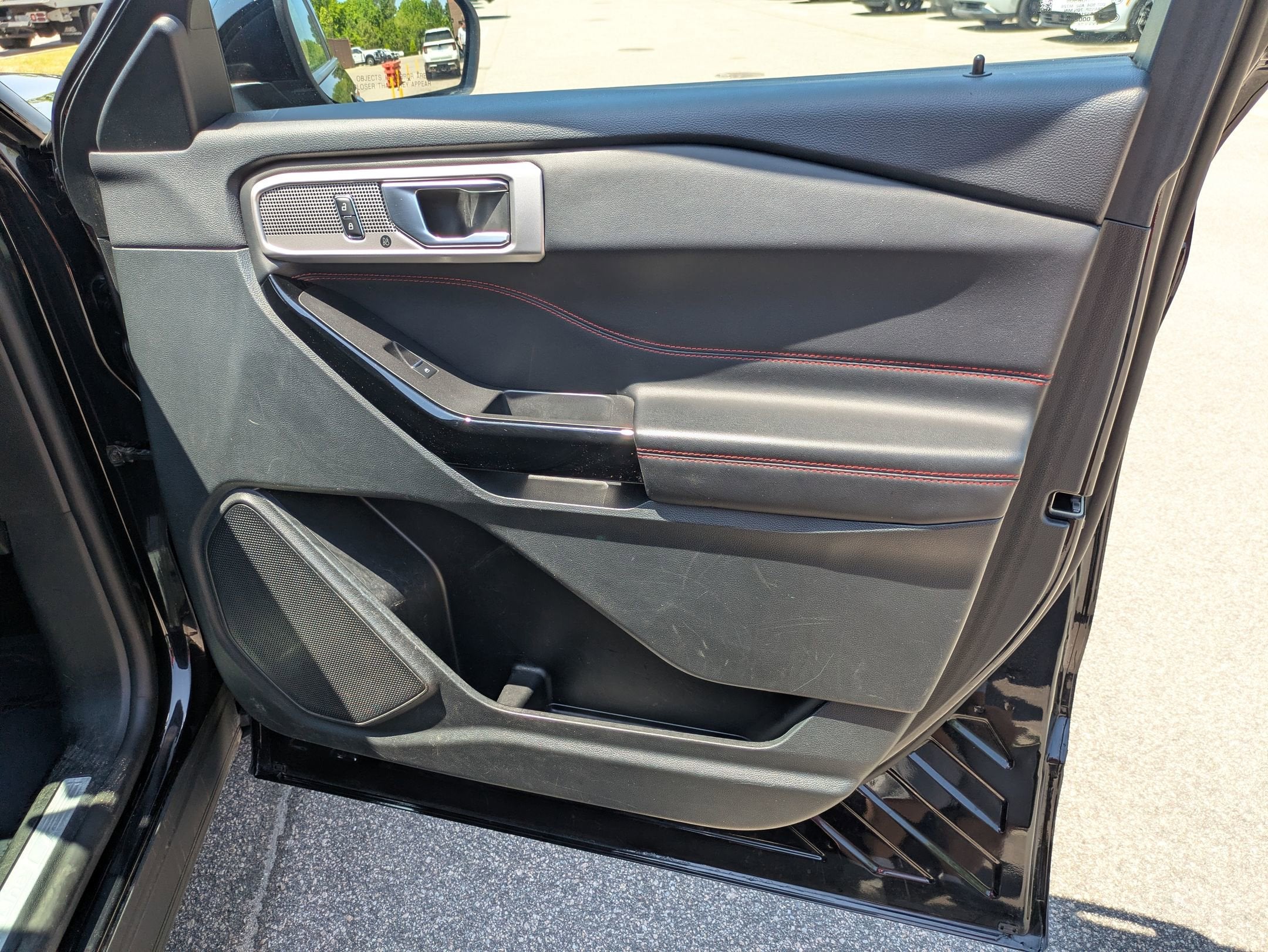 2024 Ford Explorer ST-Line