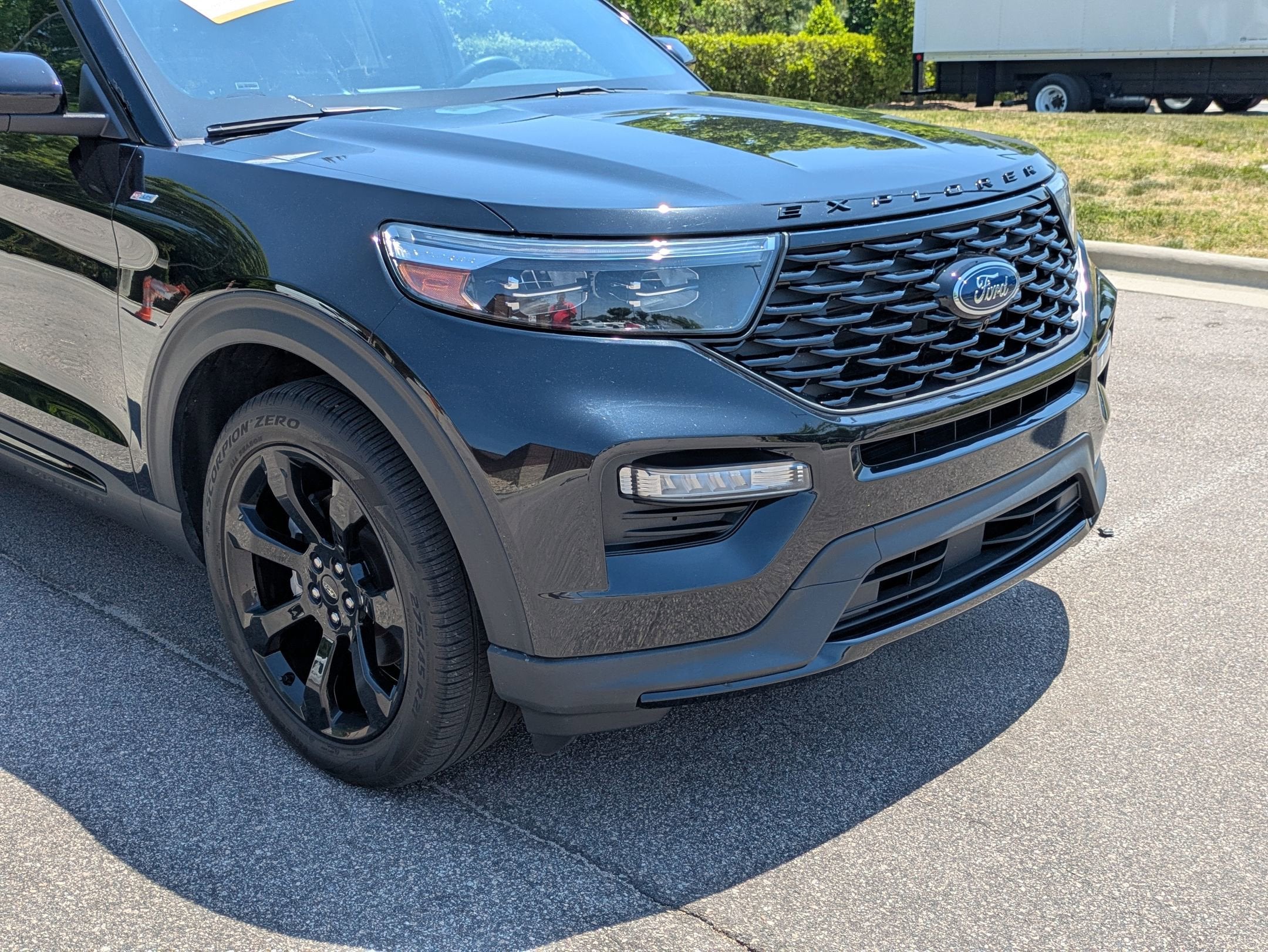 2024 Ford Explorer ST-Line