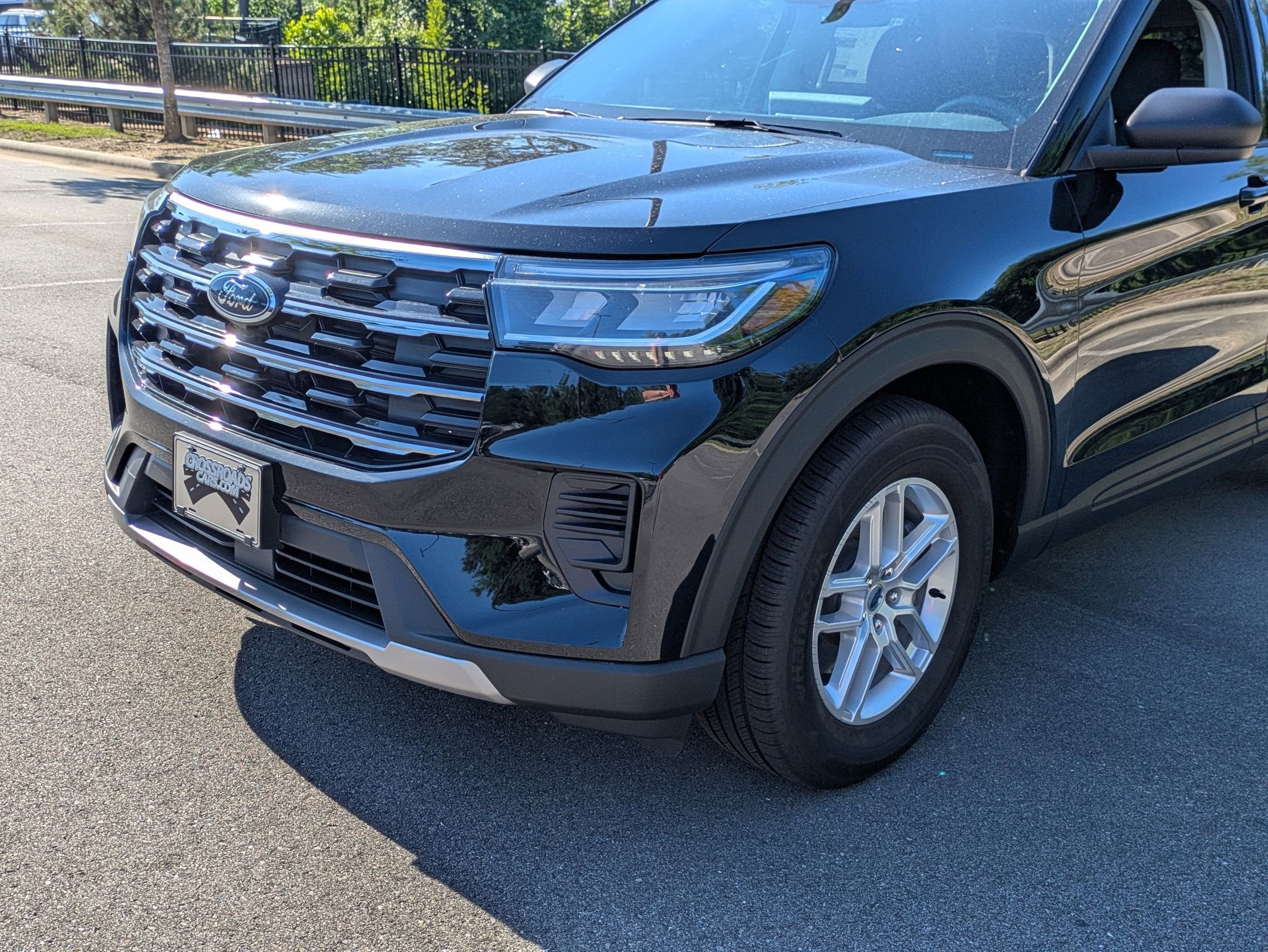 2026 Ford Explorer Active w/100A Pkg - Crossroads Courtesy Demo