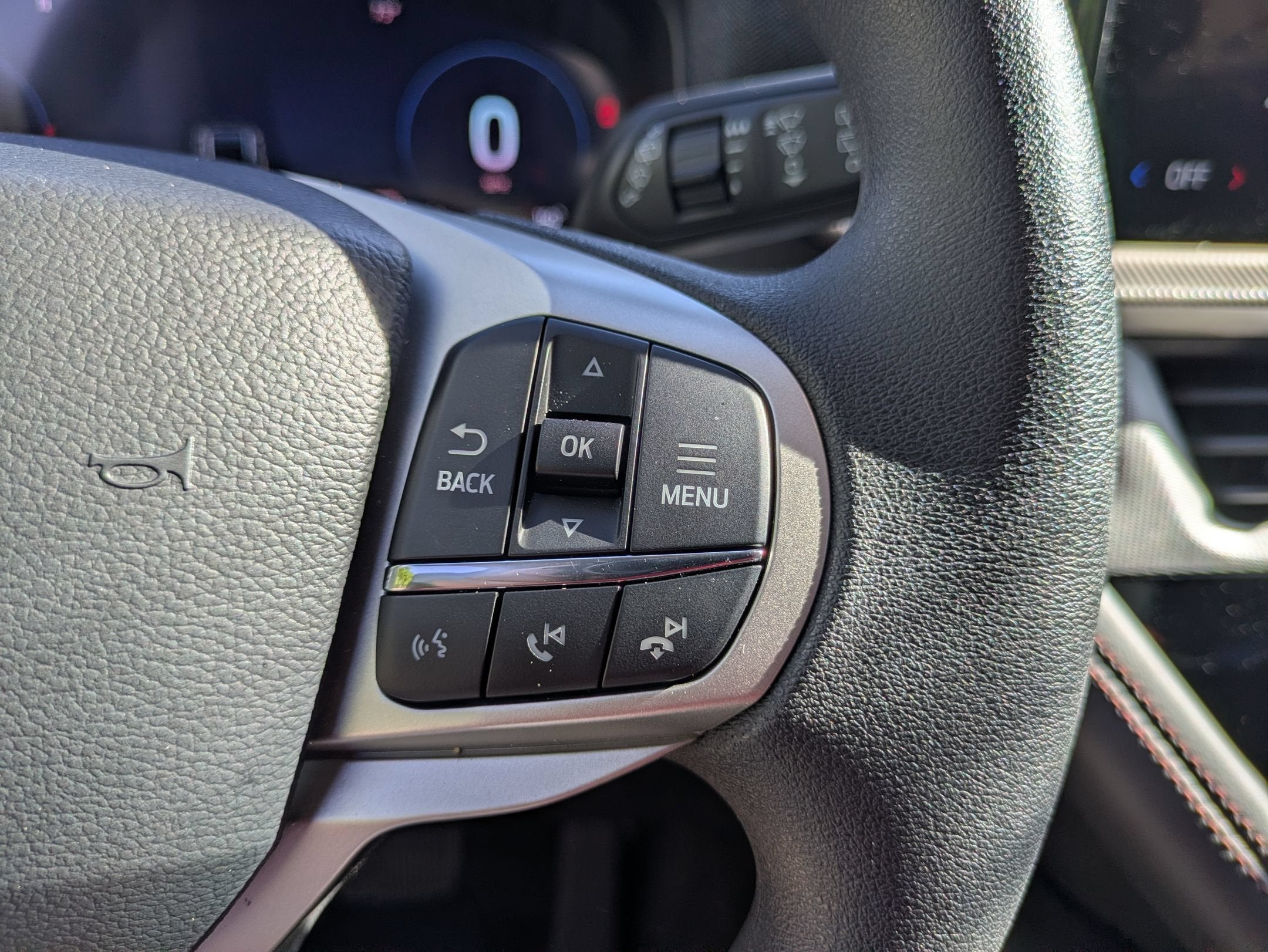 2026 Ford Explorer Active w/100A Pkg - Crossroads Courtesy Demo