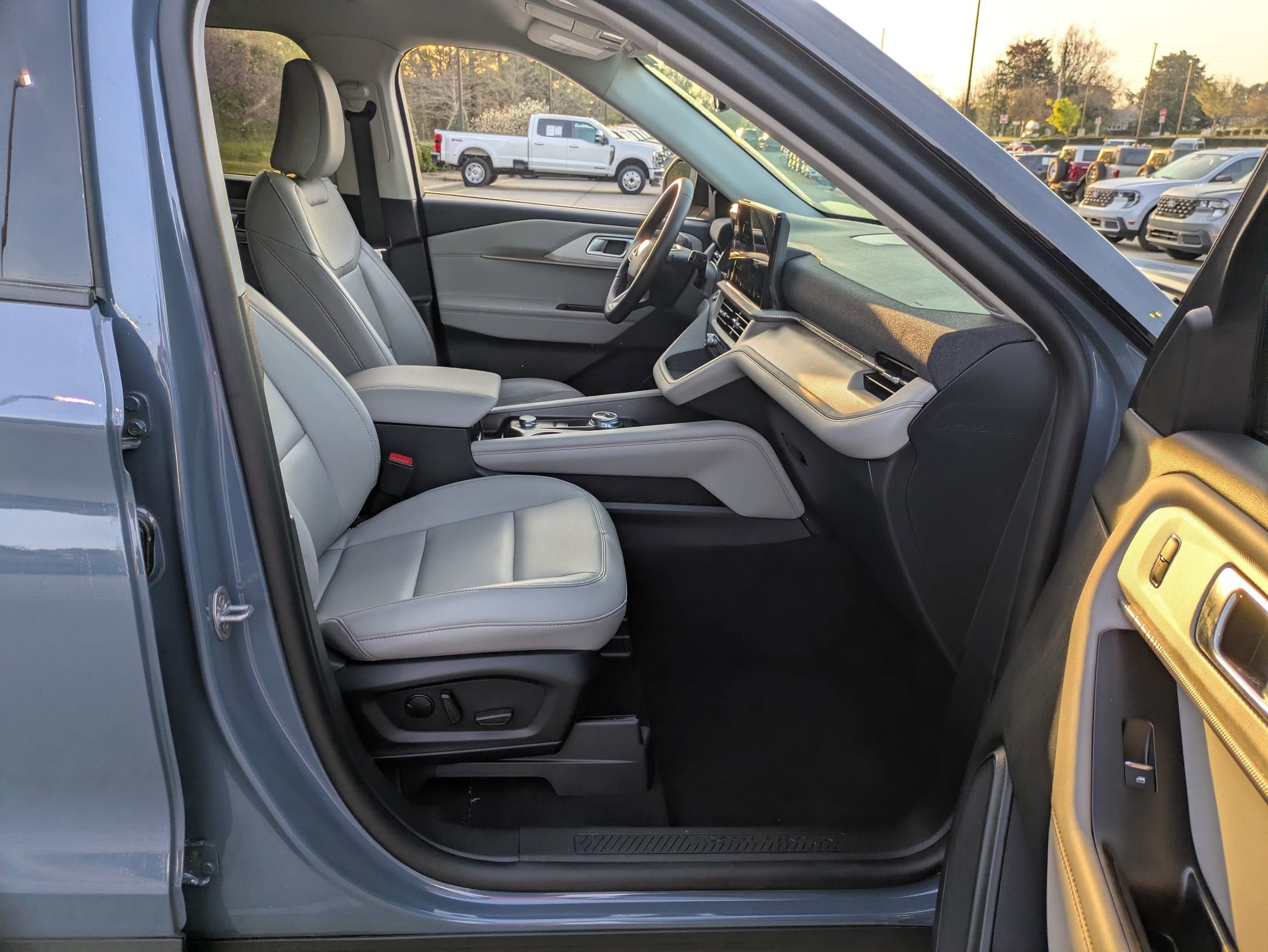 2026 Ford Explorer Active - Crossroads Courtesy Demo