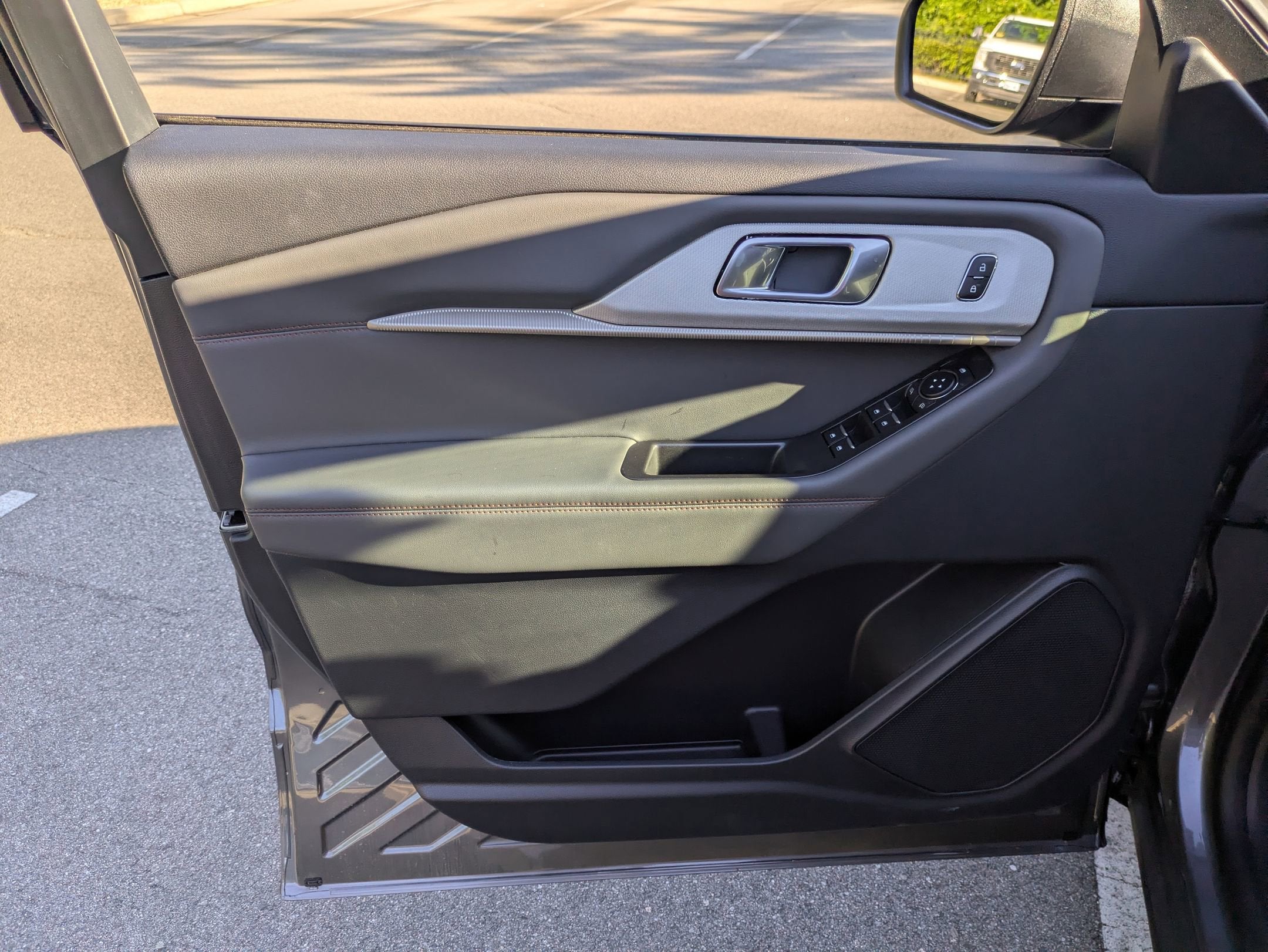 2026 Ford Explorer Active - Crossroads Courtesy Demo