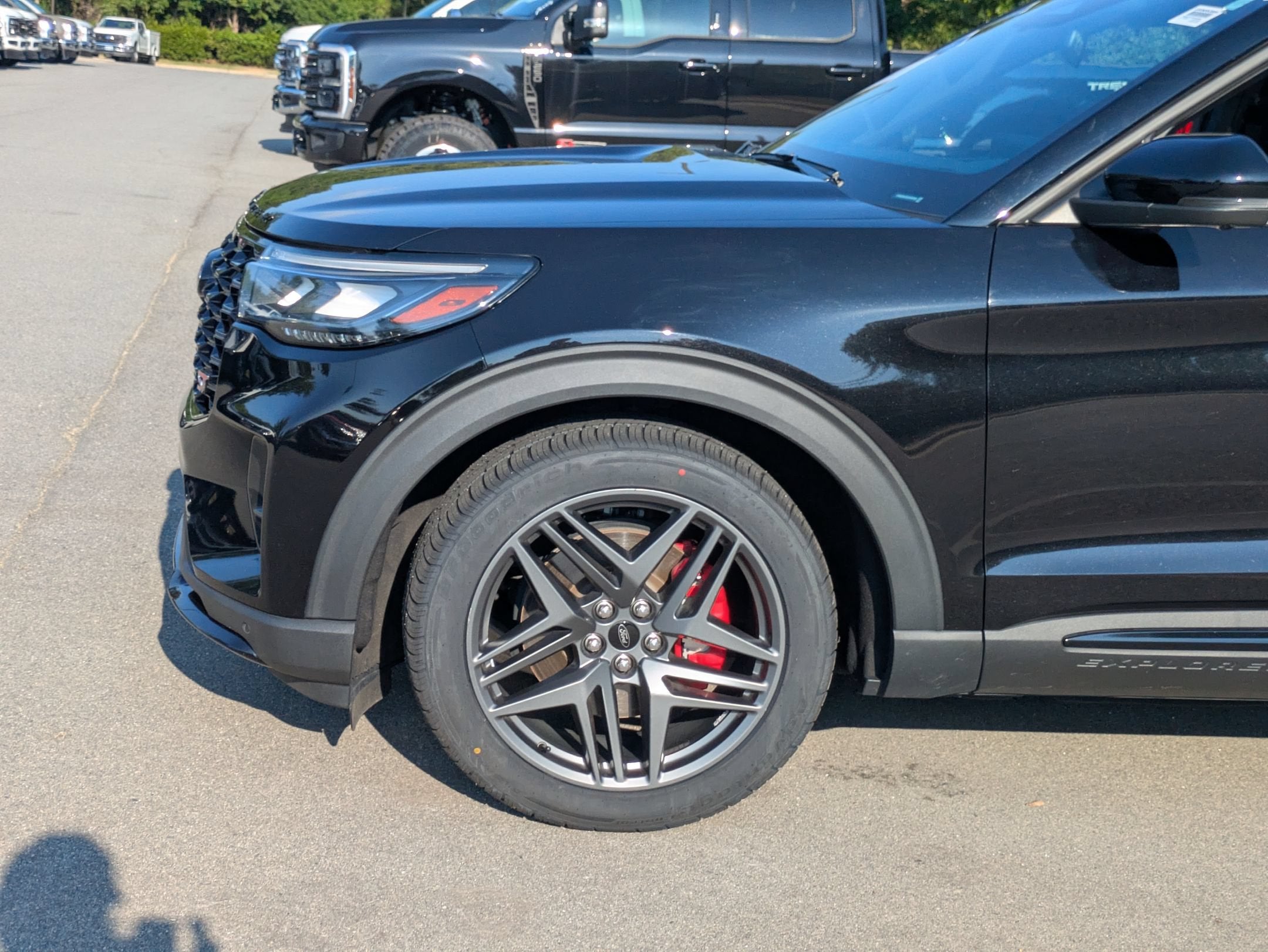 2025 Ford Explorer ST