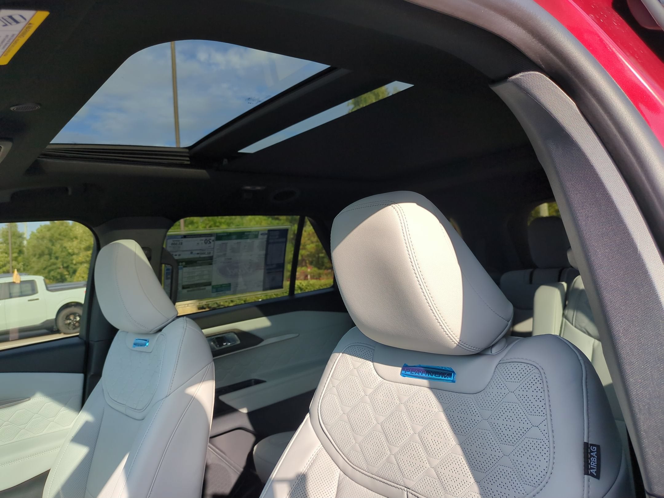 2027 Ford Explorer Platinum