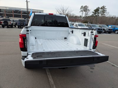 2024 Ford F-150 Lightning LARIAT
