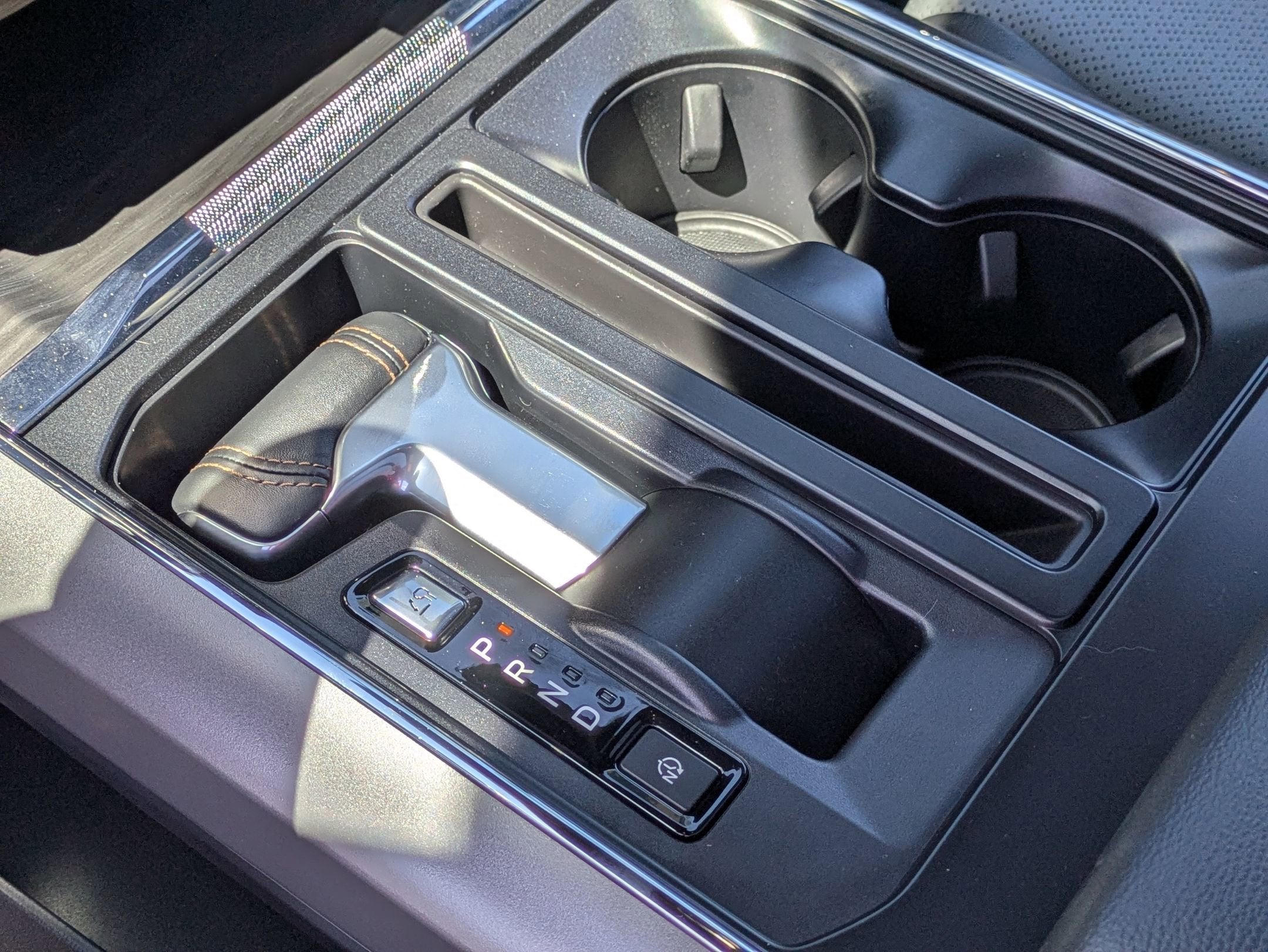 2024 Ford F-150 Lightning LARIAT