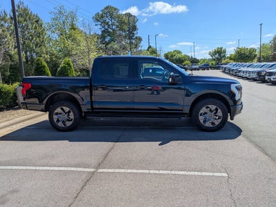 2024 Ford F-150 Lightning LARIAT