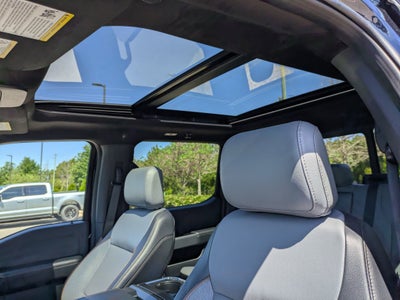 2024 Ford F-150 Lightning LARIAT