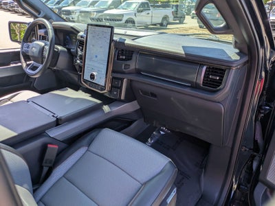 2024 Ford F-150 Lightning LARIAT