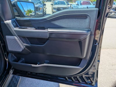 2024 Ford F-150 Lightning LARIAT