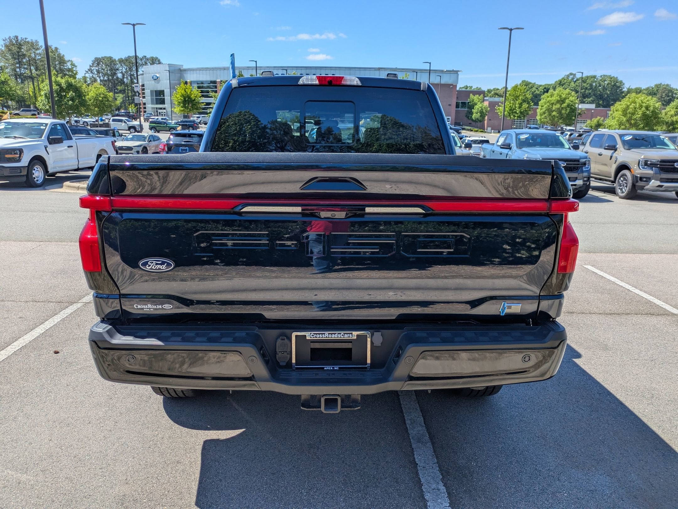 2024 Ford F-150 Lightning LARIAT