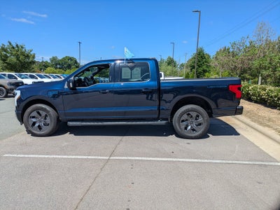 2024 Ford F-150 Lightning LARIAT