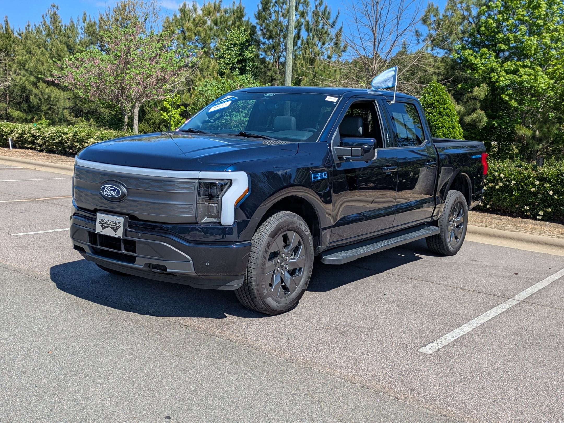 2024 Ford F-150 Lightning LARIAT