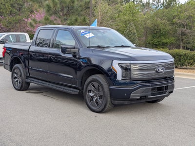 2025 Ford F-150 Lightning LARIAT