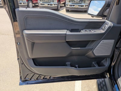 2025 Ford F-150 Lightning LARIAT
