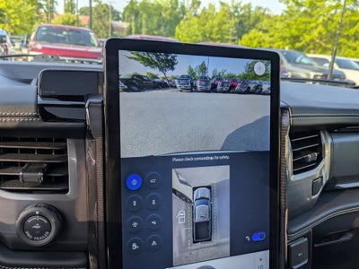 2025 Ford F-150 Lightning Platinum
