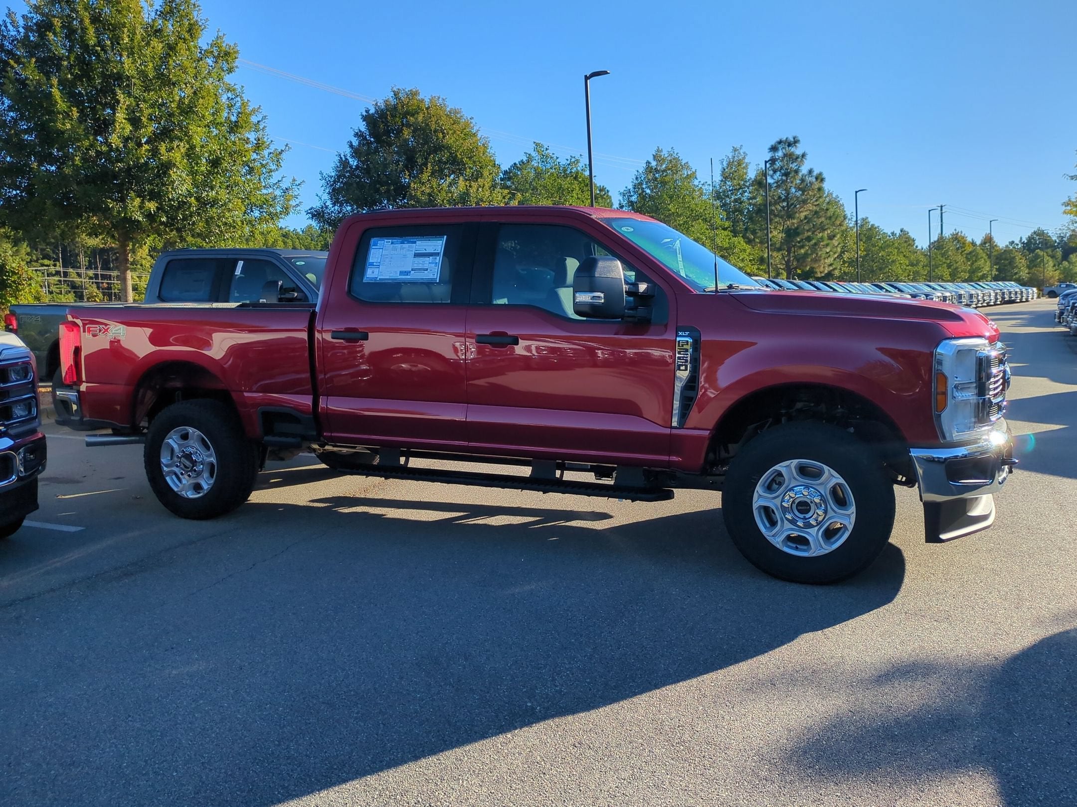 2027 Ford Super Duty F-250 SRW XLT