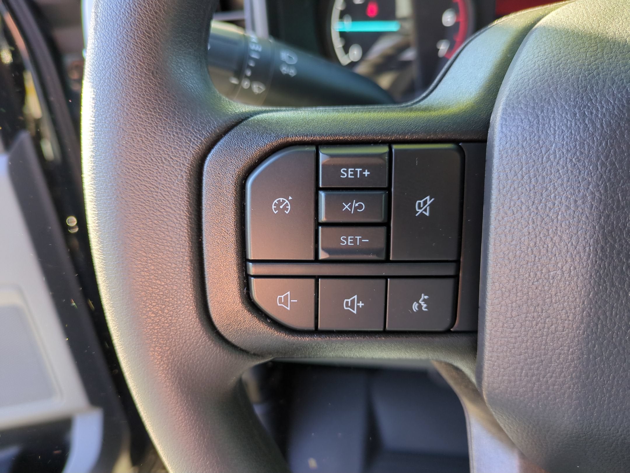 2027 Ford Super Duty F-250 SRW XLT