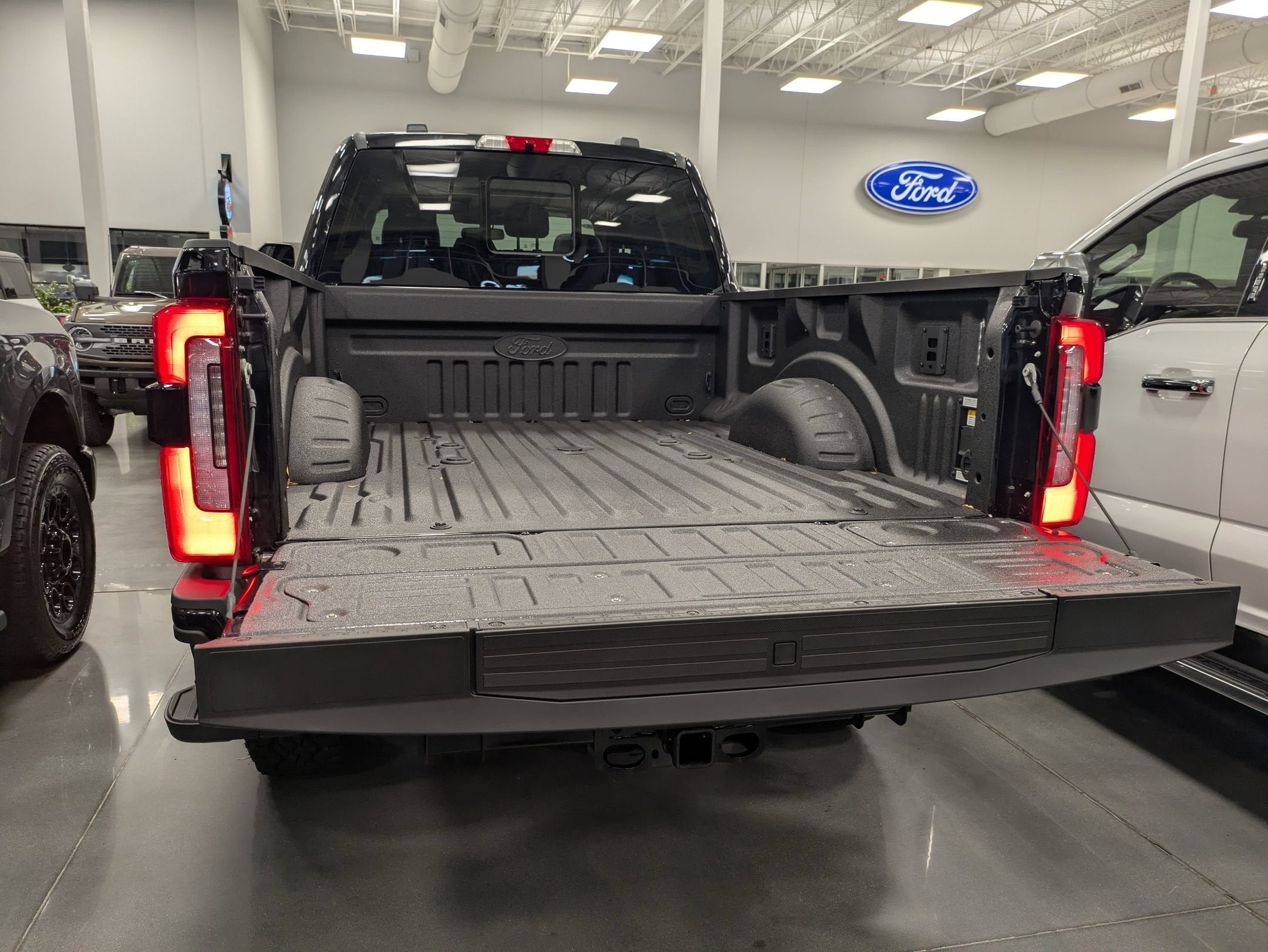 2027 Ford Super Duty F-250 SRW Platinum