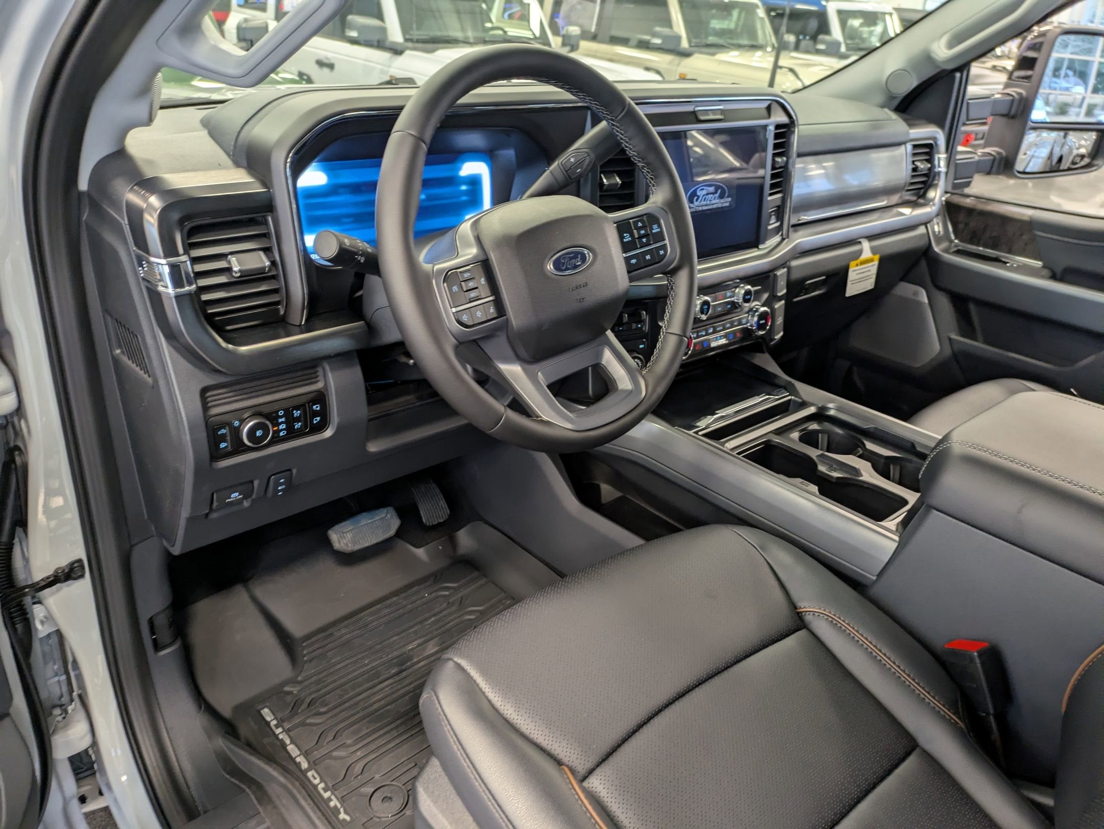 2026 Ford Super Duty F-250 SRW LARIAT