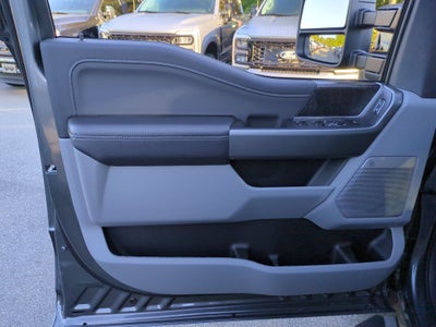2027 Ford Super Duty F-250 SRW XLT