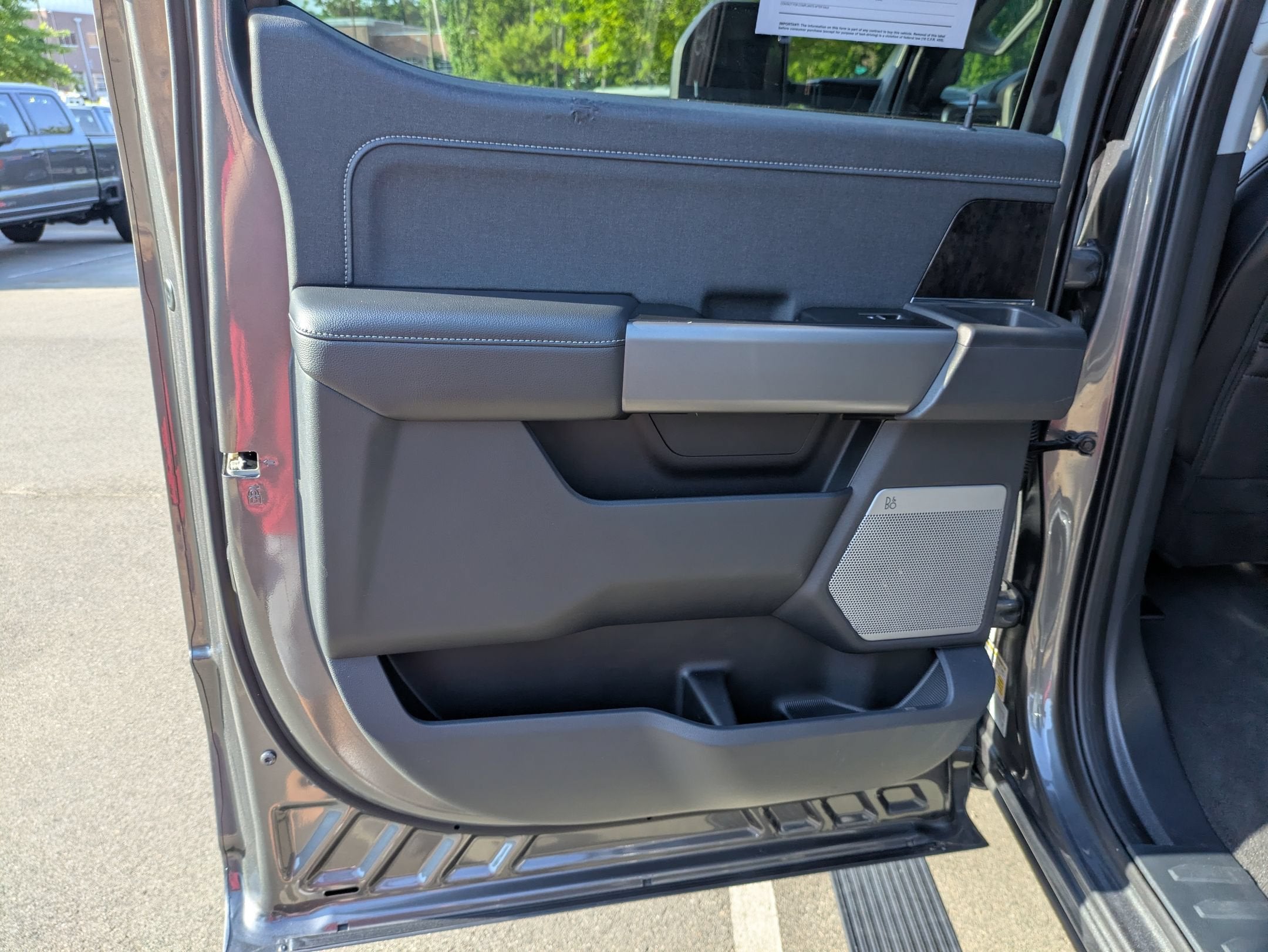 2025 Ford Super Duty F-250 SRW LARIAT
