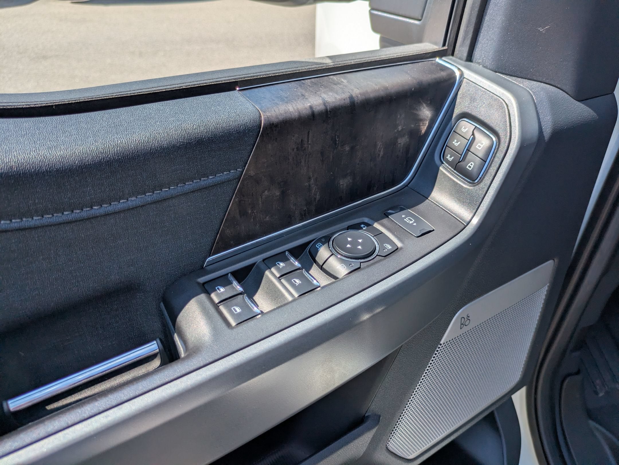 2023 Ford Super Duty F-250 SRW LARIAT
