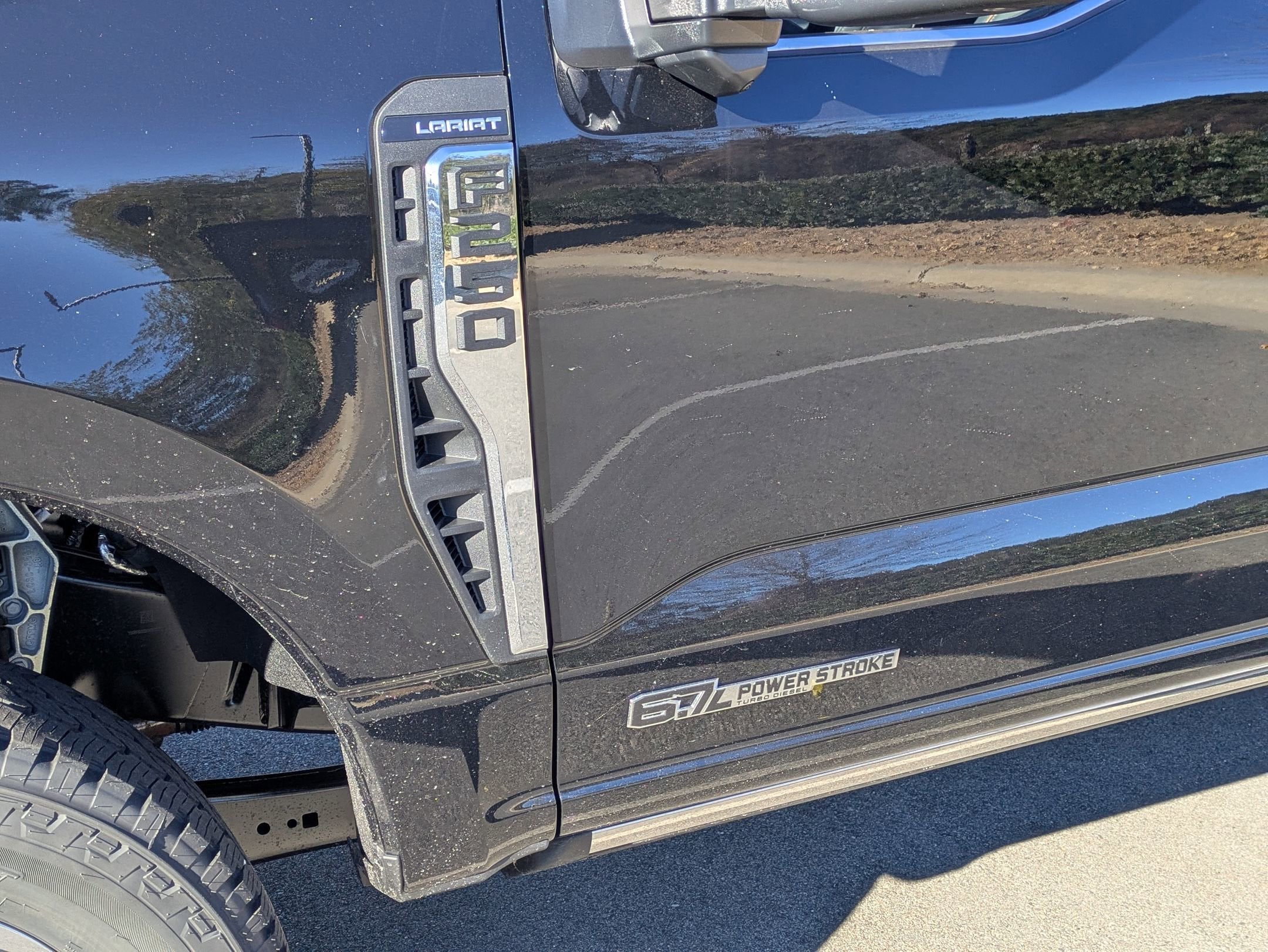 2026 Ford Super Duty F-250 SRW LARIAT