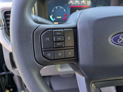 2027 Ford Super Duty F-350 SRW XLT