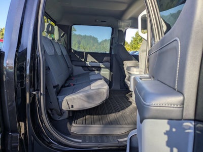 2027 Ford Super Duty F-350 SRW XLT
